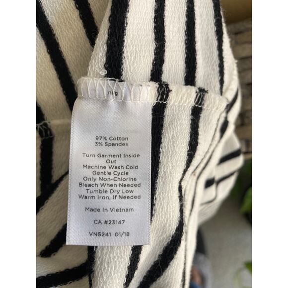 T by Talbots Black/White Stripe 3/4 Sleeve Zip Up Jacket Top w/Hood Size MP - Picture 6 of 7